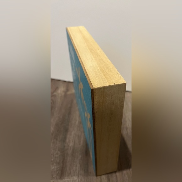 Margaritaville Themed Cute “I want to be where the people aren’t” Wooden Decor - Picture 2 of 3